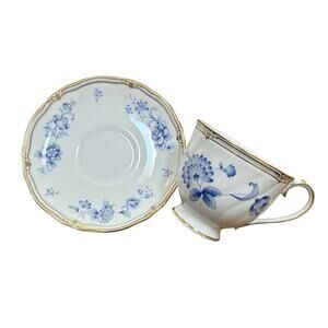 Wedgwood Ashbury footed cup & saucer set porcelain teacup England Porcelain